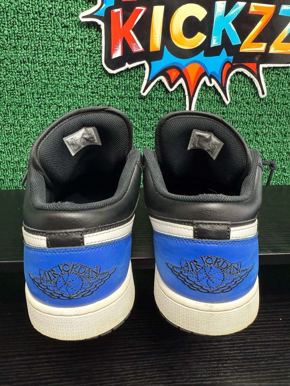 Air Jordan 1 Low Black Royal Toe Men’s Size 12.5 Pre-Owned - Picture 3 of 8